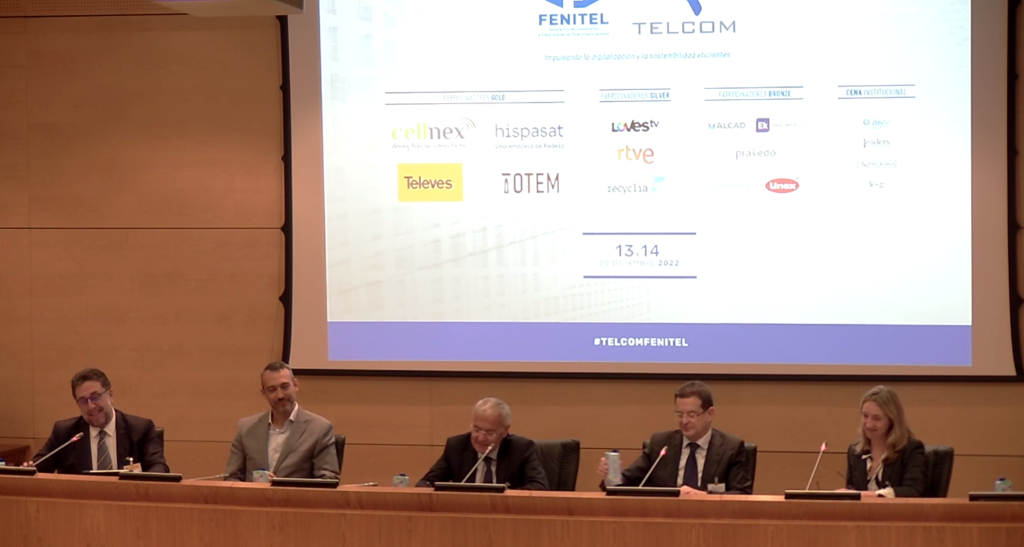 Telcom22_5G_mahai-ingurua